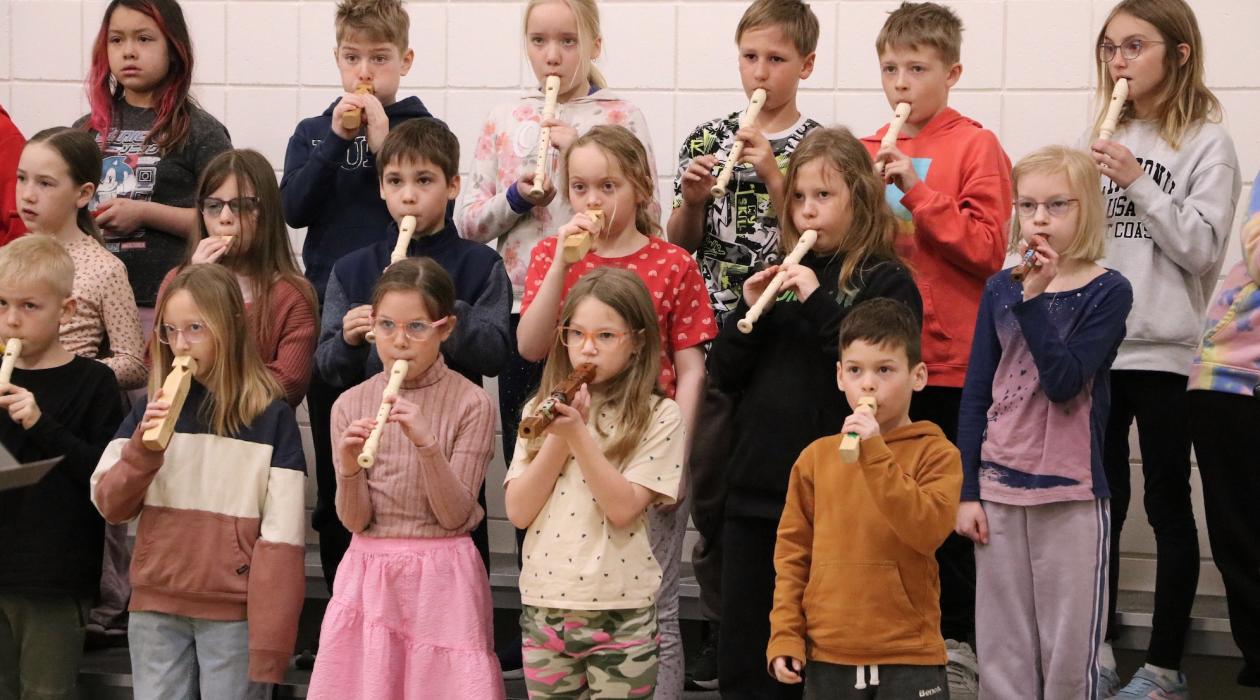 Students with recorders - Winkler